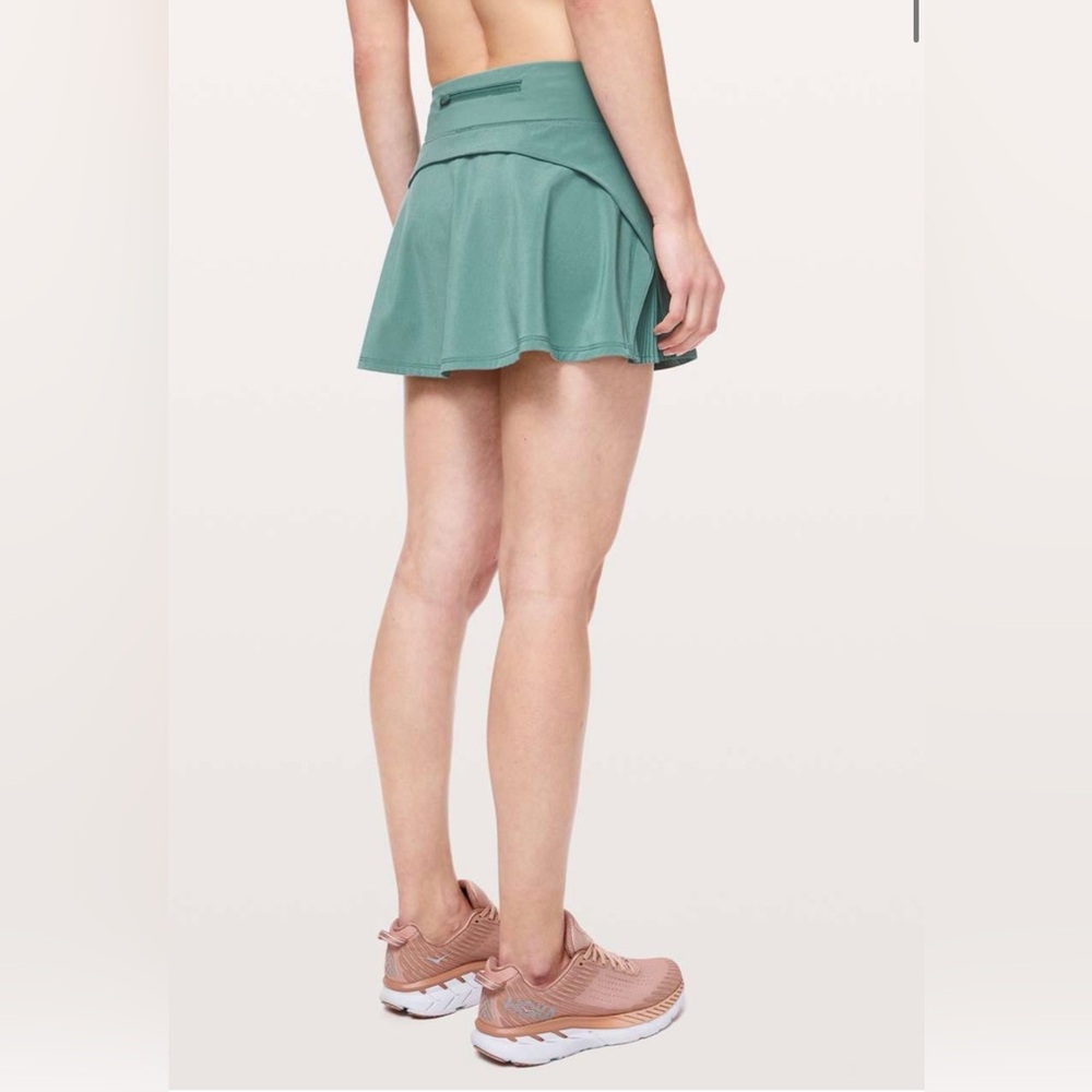 Lululemon Play off the pleats  Skirt frosted pine 8